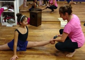 La profesora que une generaciones a trav�s de la danza